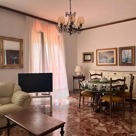Facile - Bianco Appartement *
