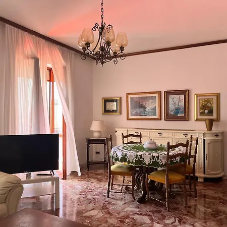 Facile - Bianco Apartment